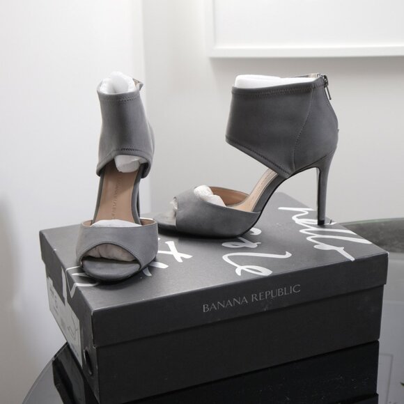 Banana Republic "Juliet" Grey Peep Toe Bootie Sandals - Size 6 - Picture 2 of 8